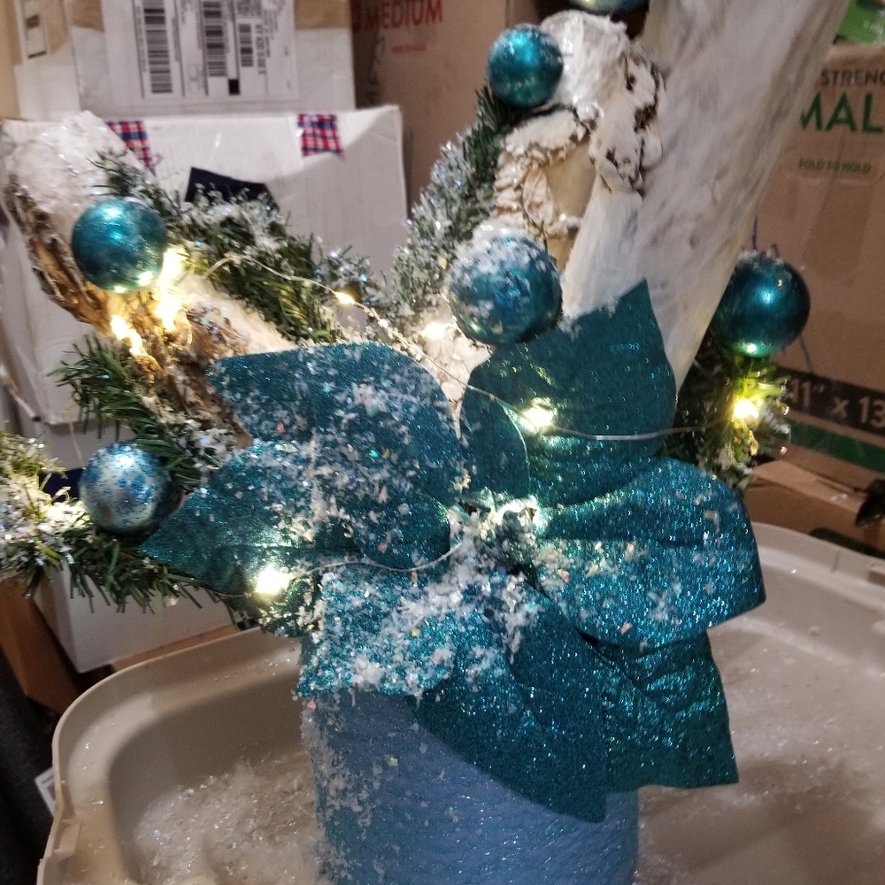 Frosty Blue Christmas table Decor